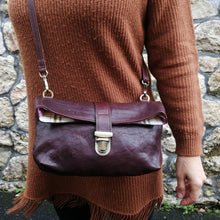 Carica l'immagine nel visualizzatore di Gallery, Bisticcio Grande