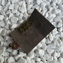 Carica l'immagine nel visualizzatore di Gallery, Portachiavi - 6 Chiavi