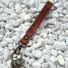 Carica l'immagine nel visualizzatore di Gallery, Portachiavi Grande