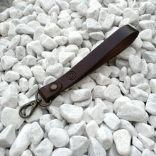 Carica l'immagine nel visualizzatore di Gallery, Portachiavi Grande