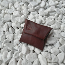 Carica l'immagine nel visualizzatore di Gallery, Portaspiccioli