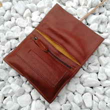 Carica l'immagine nel visualizzatore di Gallery, PortaTabacco