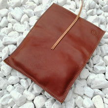 Carica l'immagine nel visualizzatore di Gallery, PortaTabacco