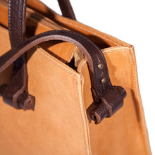 Carica l'immagine nel visualizzatore di Gallery, Castiglioncello