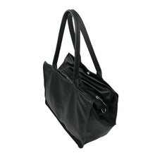 Carica l'immagine nel visualizzatore di Gallery, Giulia