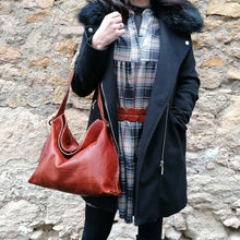 Carica l'immagine nel visualizzatore di Gallery, Nina