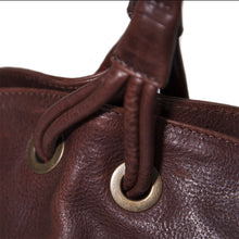 Carica l'immagine nel visualizzatore di Gallery, Sandra