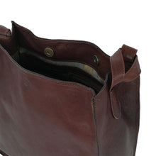 Carica l'immagine nel visualizzatore di Gallery, Scala Grande