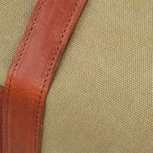 Carica l'immagine nel visualizzatore di Gallery, Valzer in Canvas